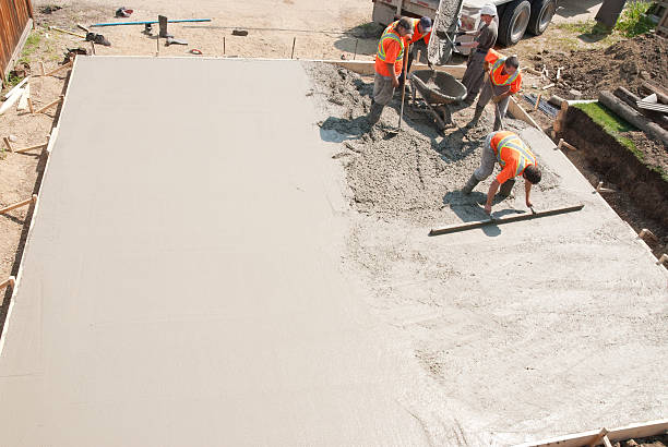 Best Concrete Pool Decks in Murphysboro, IL